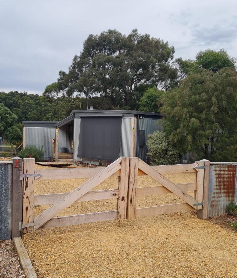 Wally's Edge 20acre Farm Farm stay Rawson